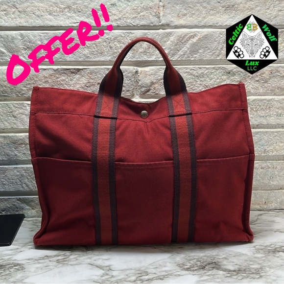 Hermès Fourre Tout MM Red Canvas Tote Bag - Picture 2 of 16